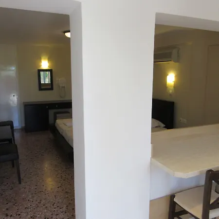 Lorenzo House 3* لاسي