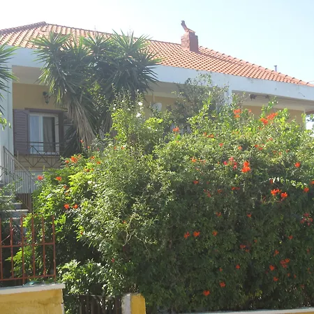 Lorenzo House 3* لاسي