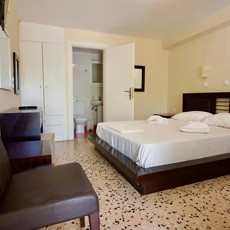 Lorenzo House لاسي