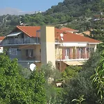 شقة فندقية Lorenzo House 3*