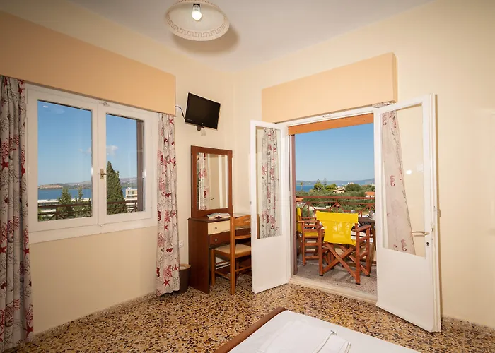 Lorenzo House 3*