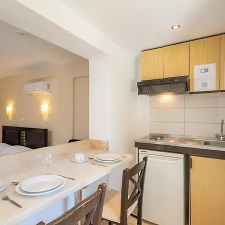 Lorenzo House 拉瑟