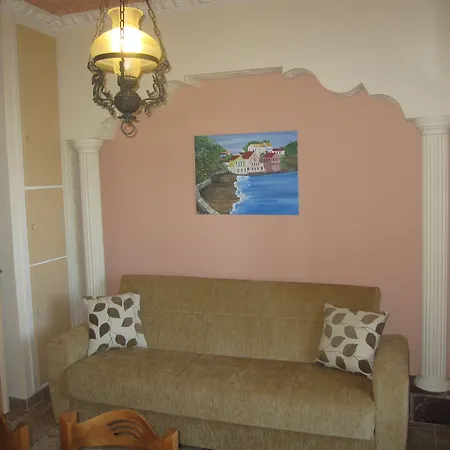 Lorenzo House Apart Otel Lassi (Kefalonia)