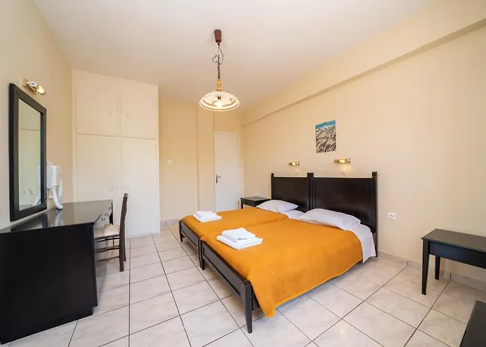 Lorenzo House 3*