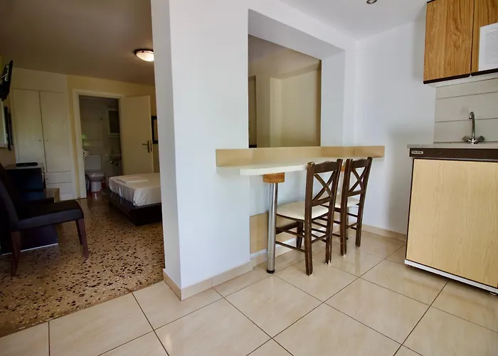 Hotel apartamentowy Lorenzo House Lassi (Kefalonia)